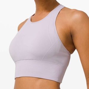 EBB TO TRAIN BRA *MEDIUM SUPPORT in colour Stargaze, Size:4 brand new with tags